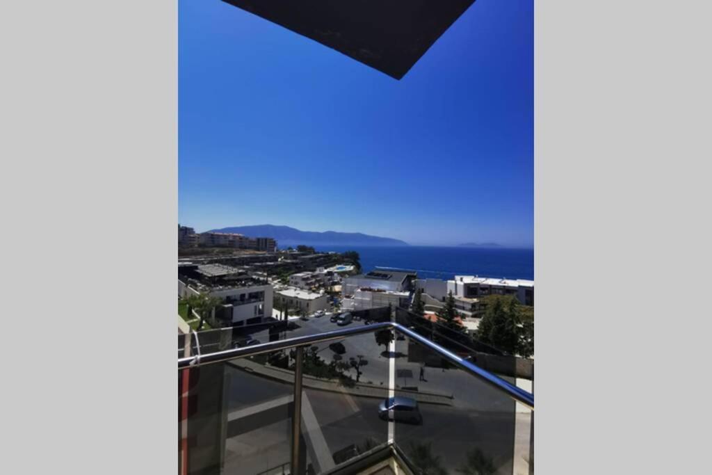 Spectacular Seaview Apartment Vlorë Esterno foto