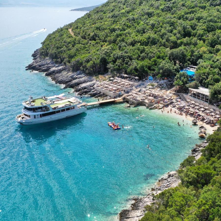 Spectacular Seaview Apartment Vlorë Esterno foto