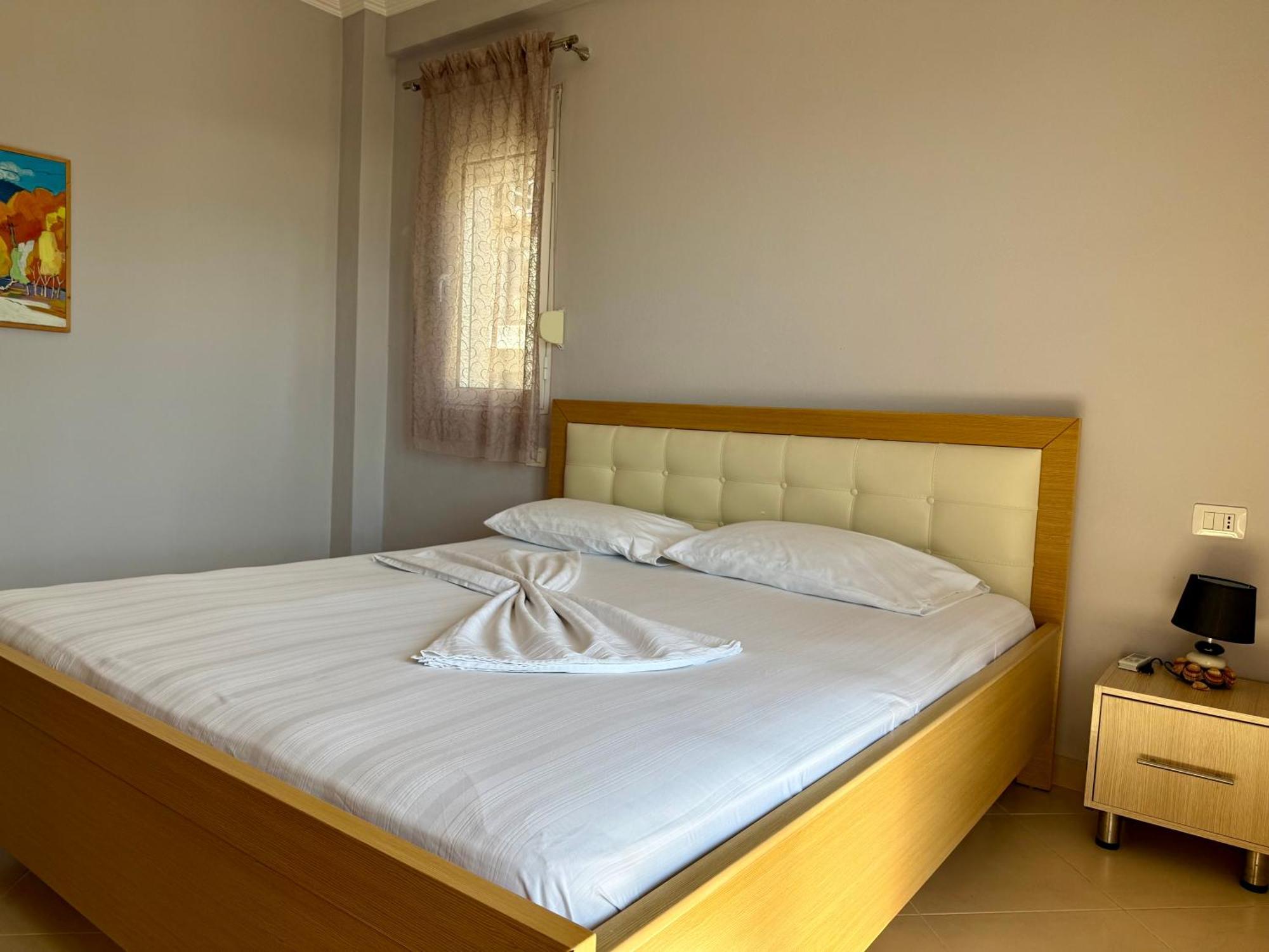 Spectacular Seaview Apartment Vlorë Esterno foto
