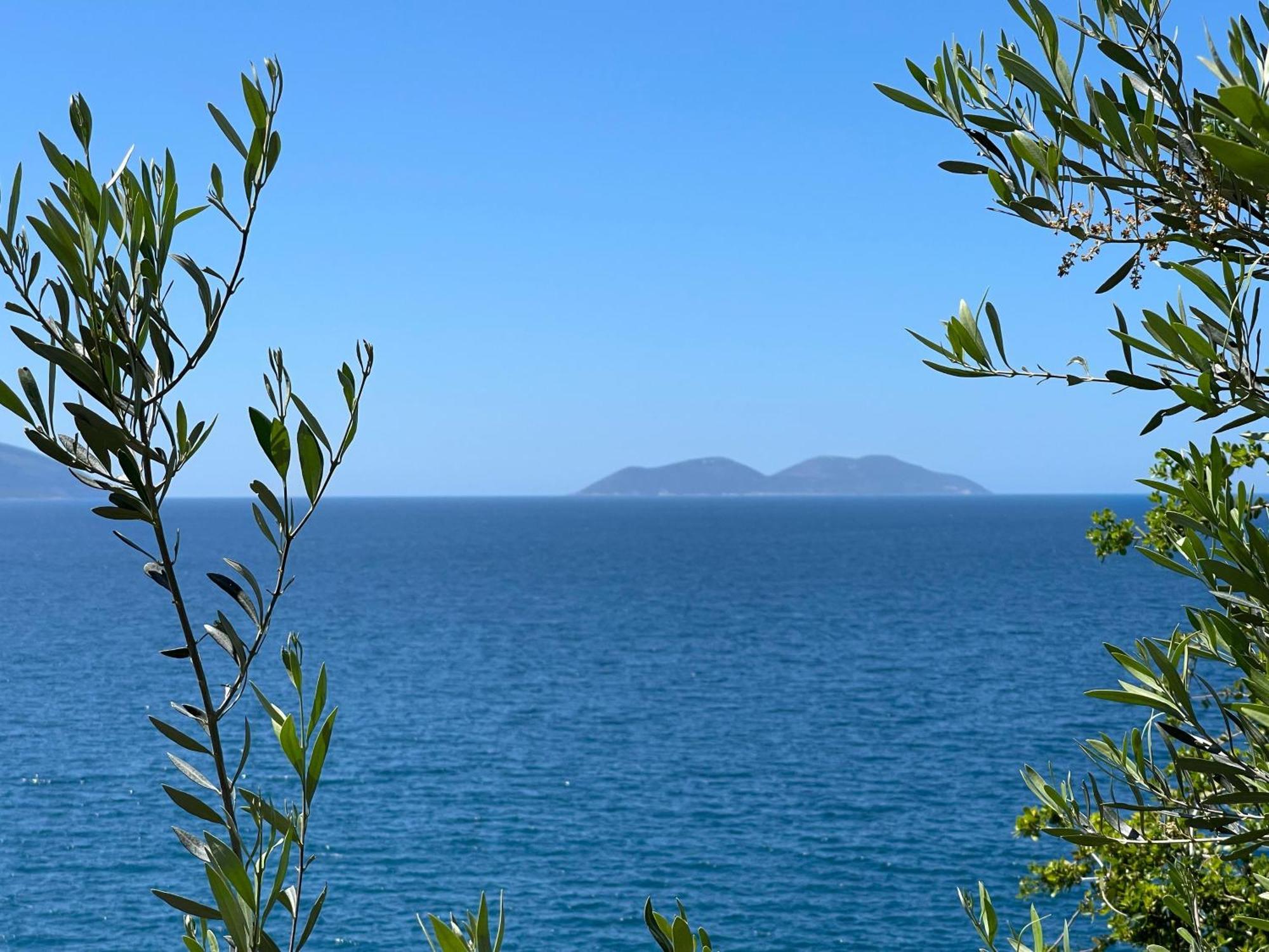 Spectacular Seaview Apartment Vlorë Esterno foto